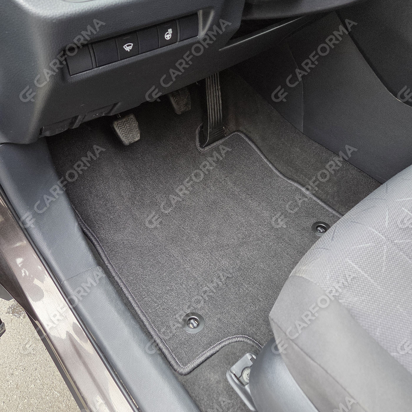 Водительские ворсовые коврики  Toyota Rav4 V 2018&nbsp;-&nbsp;2026 в Нижнем Новгороде