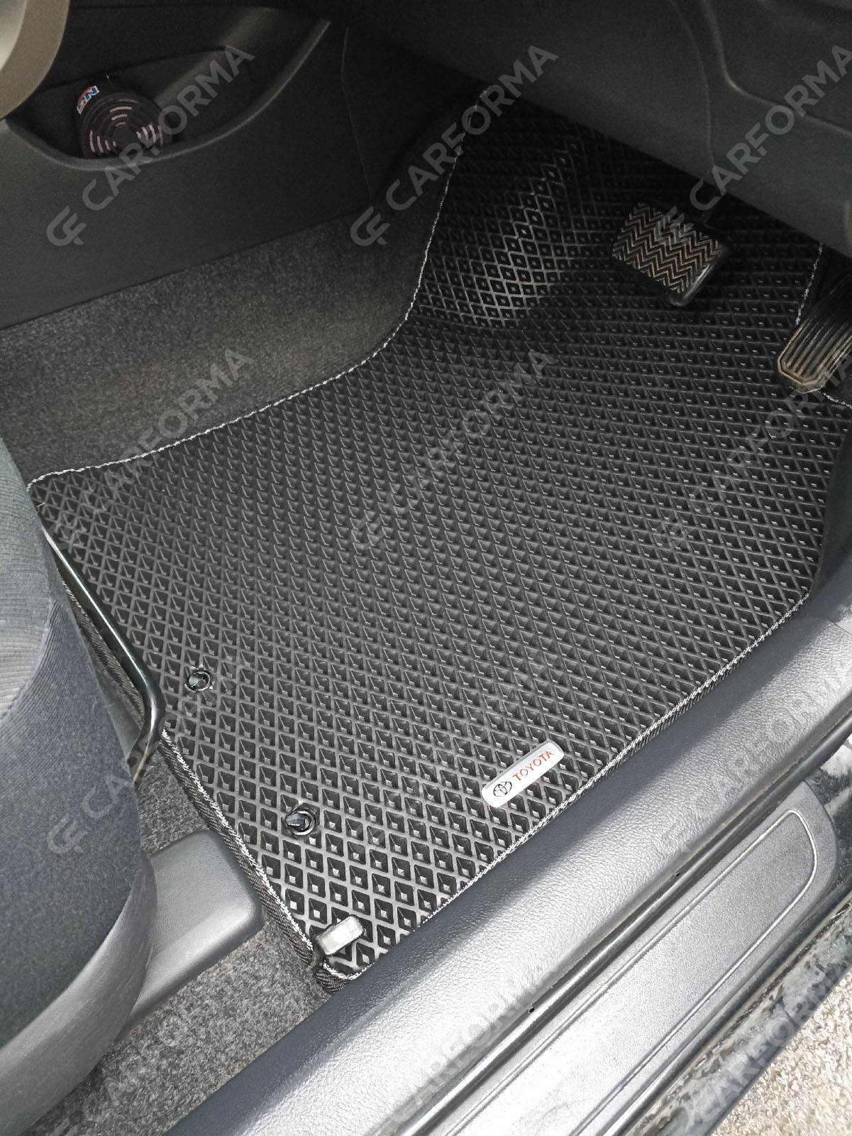 Ворсовые коврики на Toyota Corolla Axio (E14) 2006&nbsp;-&nbsp;2012 в Нижнем Новгороде