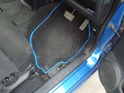 Ворсовые коврики на Honda Mobilio Spike 2002 - 2008 в Нижнем Новгороде