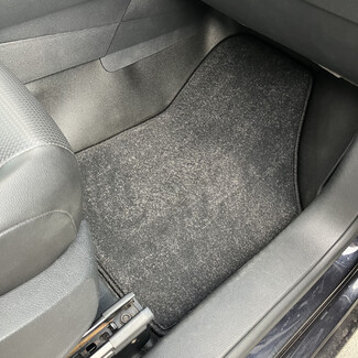 Водительские ворсовые коврики Volkswagen Caddy (2K) 2003 - 2020 в Нижнем Новгороде Водительские ворсовые коврики Volkswagen Caddy (2K) 2003 - 2020 в Нижнем Новгороде