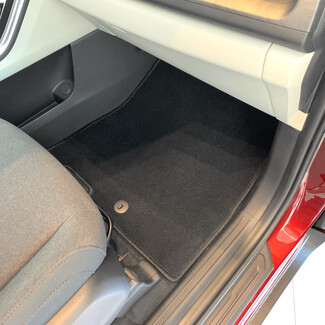 Ворсовые коврики на KIA Carnival IV 7 мест с оттоманками 2020 - 2025 в Нижнем Новгороде Ворсовые коврики на KIA Carnival IV 7 мест с оттоманками 2020 - 2025 в Нижнем Новгороде