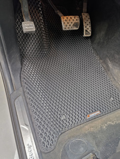 Коврики на Jeep Grand Cherokee (WK2) 2010 - 2022 в Нижнем Новгороде