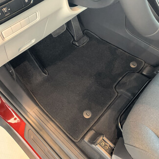 Ворсовые коврики на KIA Carnival IV 7 мест с оттоманками 2020 - 2025 в Нижнем Новгороде Ворсовые коврики на KIA Carnival IV 7 мест с оттоманками 2020 - 2025 в Нижнем Новгороде