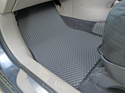 Ворсовые коврики на Mitsubishi Grandis 2003 - 2009 в Нижнем Новгороде