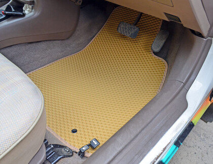 Ворсовые коврики на Toyota Corsa (L50) 1994 - 1999 в Нижнем Новгороде